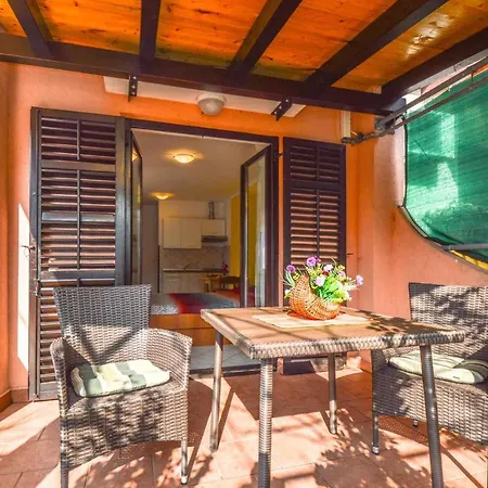 In Pula/istrien 17373 Apartamento